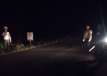 Polsek Tanah Jawa Gelar Patroli Blue Light, Cegah Balap Liar dan Jaga Kamtibmas di Malam Hari