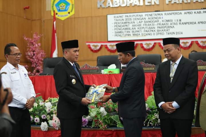 DPRD Setujui Peraturan Daerah Pakpak Bharat tentang APBD Tahun Anggaran 2025 DPRD Setujui Peraturan Daerah Pakpak Bharat tentang APBD Tahun Anggaran 2025