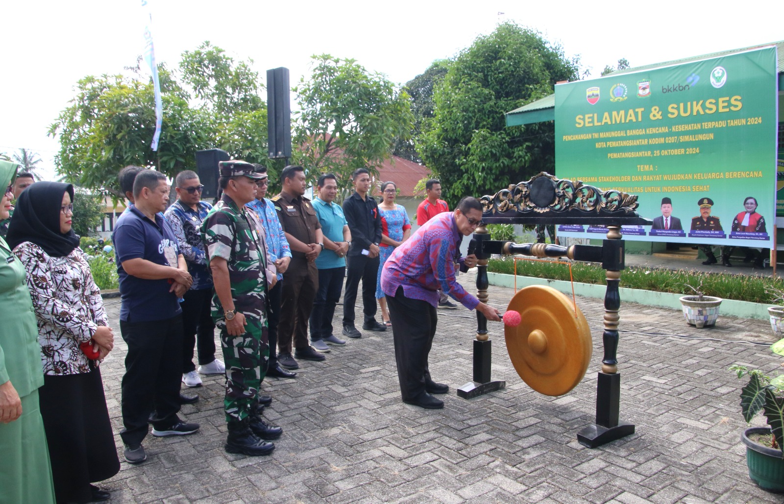 Pjs Wali Kota Drs Matheos Tan MM Menghadiri Acara Pencanangan TMKK Terpadu Kota Pematangsiantar-Kodim 0207/Simalungun 