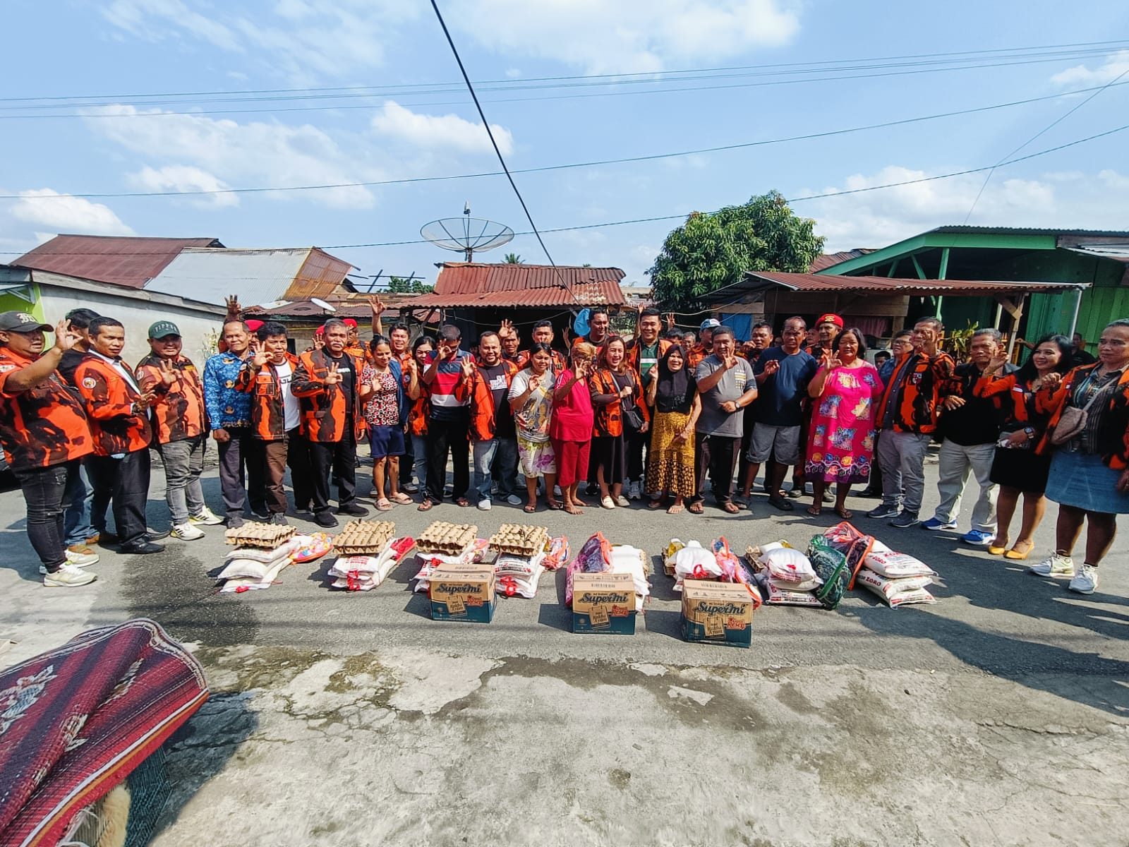 MPC Pemuda Pancasila Kota Pematangsiantar Gelar Donor Darah dan Beri Tali Asih Peringati HUT Ke-65 MPC Pemuda Pancasila Kota Pematangsiantar Gelar Donor Darah dan Beri Tali Asih Peringati HUT Ke-65