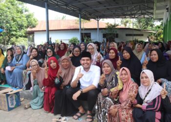Sikap Humanis Cawabup Simalungun Azi Pratama Digandrungi Kaum Ibu