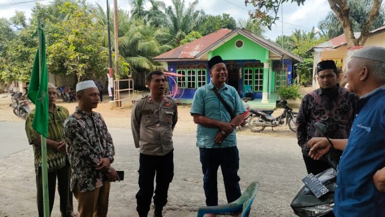Bhabinkamtibmas Polsek Perdagangan Sambangi Warga Berduka, Sampaikan Pesan Kamtibmas di Nagori Panombean Baru