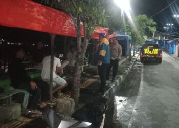 Polsek Parapat Gelar Blue Light Patrol, Jaga Ketertiban Malam dan Cegah Kejahatan