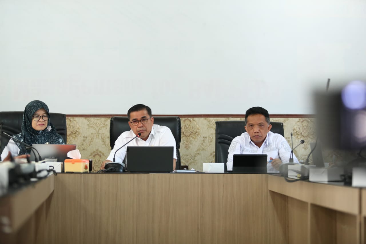 Pjs Bupati Membuka Diskusi Penyusunan Data PDRB Kabupaten Pakpak Bharat