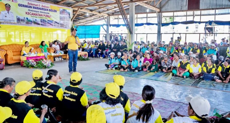  Bupati Simalungun Radiapoh Hasiholan Sinaga Ajak Masyarakat Kecamatan Purba Tetap Gaungkan Haroan Bolon