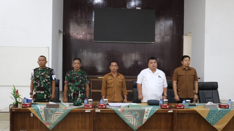 Pjs Wali Drs Matheos Tan MM Diwakili Sekda  Memimpin Rapat Persiapan Tim Desk Pilkada 2024 Kota Pematangsiantar