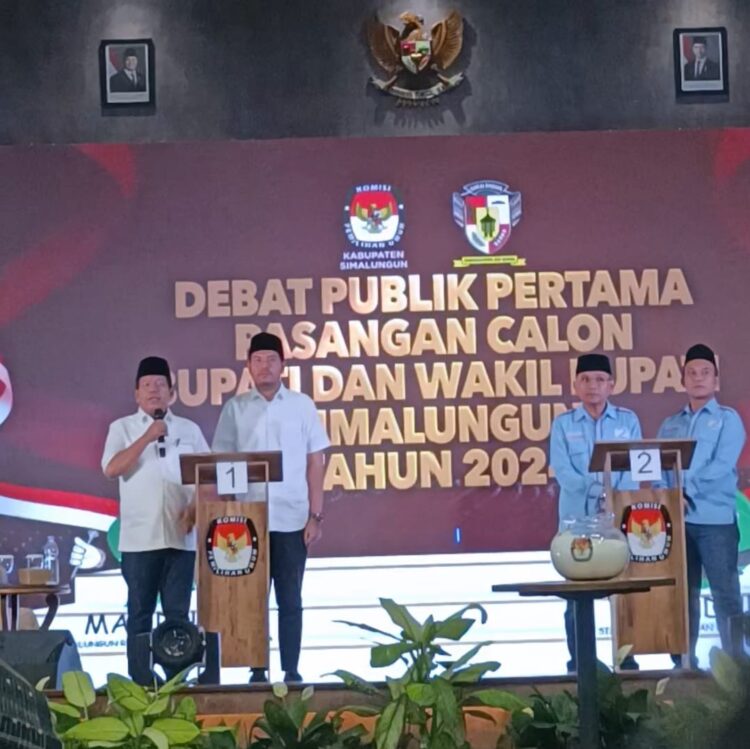 Debat Publik Perdana Calon Bupati dan Calon Wakil Bupati Simalungun Tahun 2024, RHS dan Azi Kuasai Materi Debat