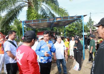 RHS Sumbangkan 1 Rante Tanah Wakaf saat Sambangi Masyarakat Kecamatan Sianțar yang Sedang Marharoan Bolon 