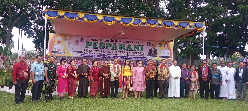 Mangatas Silalahi Hadiri Acara Pesparani Kota Siantar