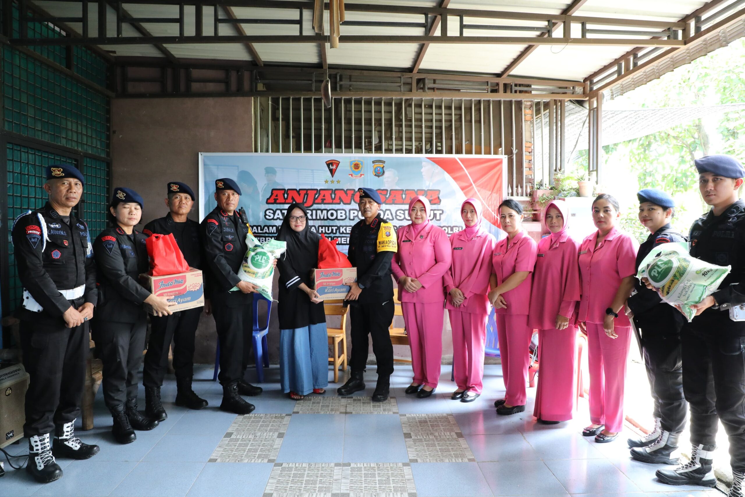 Dansat Brimob Polda Sumut Kombes Pol. Rantau Isnur Eka Memimpin Langsung Anjangsana dalam Rangka HUT ke-79 Korps Brimob Polri