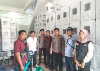 Polres Sibolga Kawal Ketat Pengamanan Kegiatan Sortir Dan Pelipatan Surat Suara Pilkada 2024