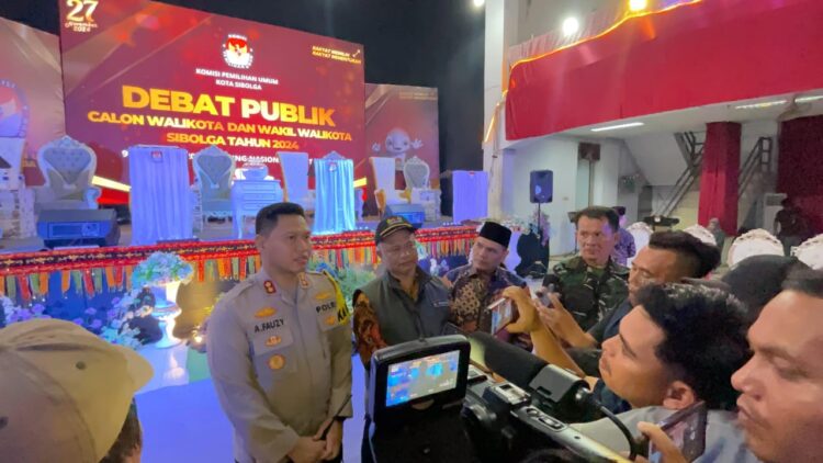 Debat Publik Calon Walikota Sibolga Berjalan Baik Berkat Pengamanan Ketat Polres Sibolga