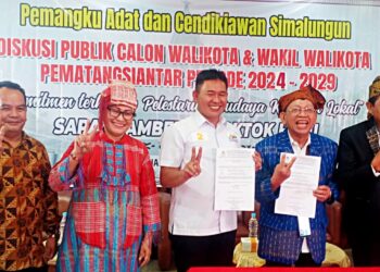 Pemangku Adat dan Cendikiawan Simalungun Ajak Warga Pilih Mangatas Silalahi
