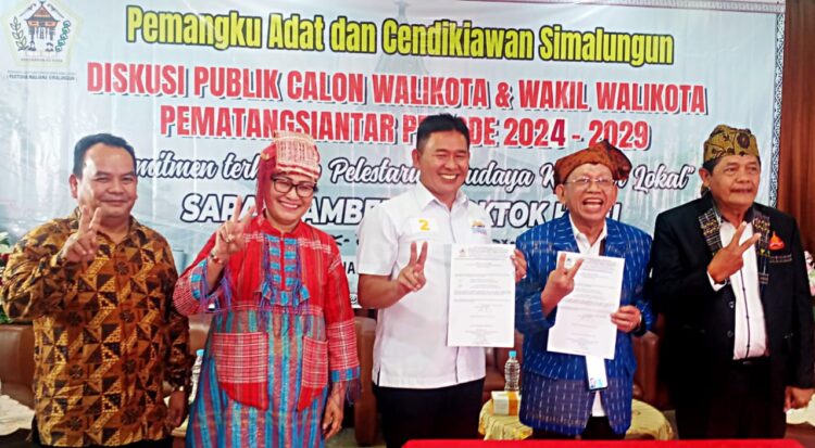 Pemangku Adat dan Cendikiawan Simalungun Ajak Warga Pilih Mangatas Silalahi