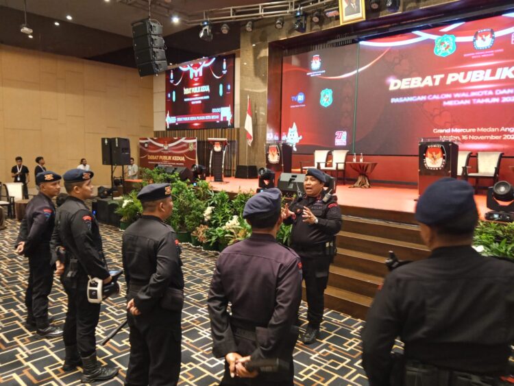Pengamanan Ketat Debat Pilkada 2024, Tim Jibom dan KBR Brimob Sumut Pastikan Lokasi Bebas Ancaman