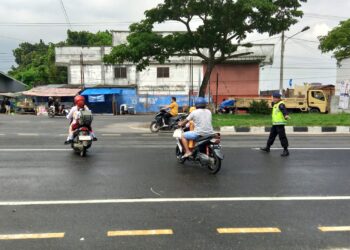 Personel Brimob Sumut Rutin Atur Lalu Lintas, Wujud Kepedulian untuk Keselamatan Anak TK