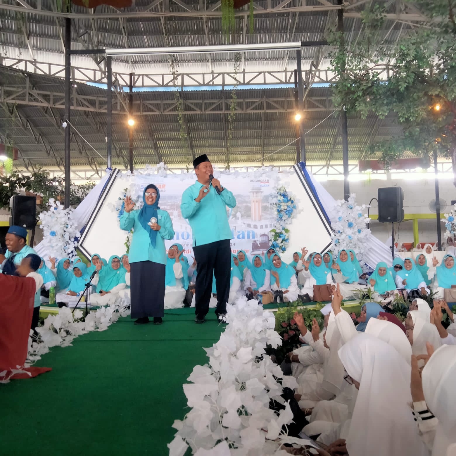 5000 Kaum Ibu Hadiri Sholawatan Srikandi Pematangsiantar, Kampanye Susanti-Ronald