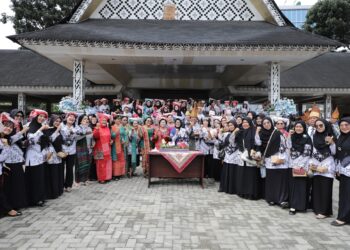 Wali Kota Pematangsiantar dr Susanti Rayakan Hari Guru Nasional Tahun 2024 Bersama  Guru TK, SD, SMP, SMA, dan SMK 