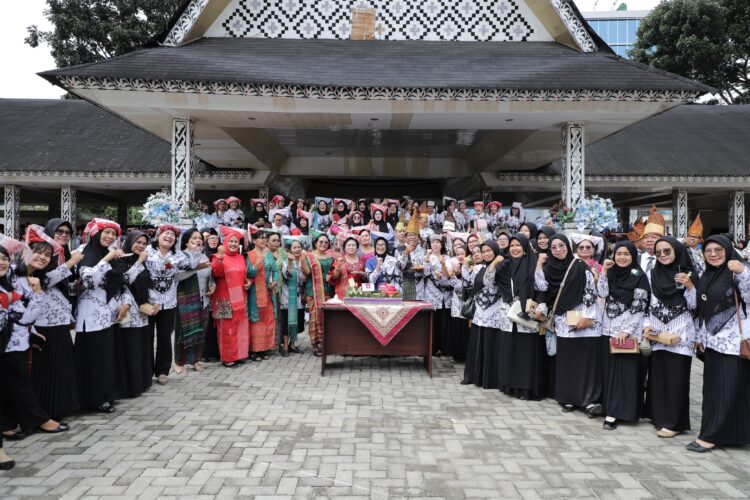 Wali Kota Pematangsiantar dr Susanti Rayakan Hari Guru Nasional Tahun 2024 Bersama  Guru TK, SD, SMP, SMA, dan SMK 