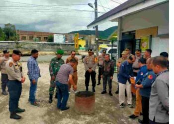 Pemusnahan 104  Surat Suara Tahapan Pilkada Pakpak Bharat Berjalan Dengan Aman Tertib Dan Lancar