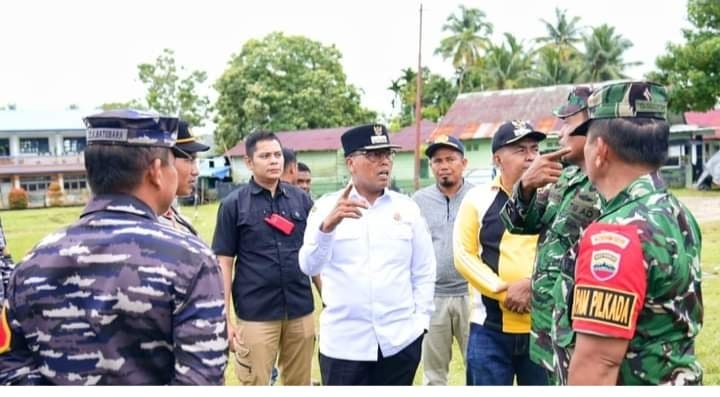 Pj Bupati Tapteng Sidak Di TPS Dapil III Tapteng, Pastikan Pilkada Aman Pj Bupati Tapteng Sidak Di TPS Dapil III Tapteng, Pastikan Pilkada Aman