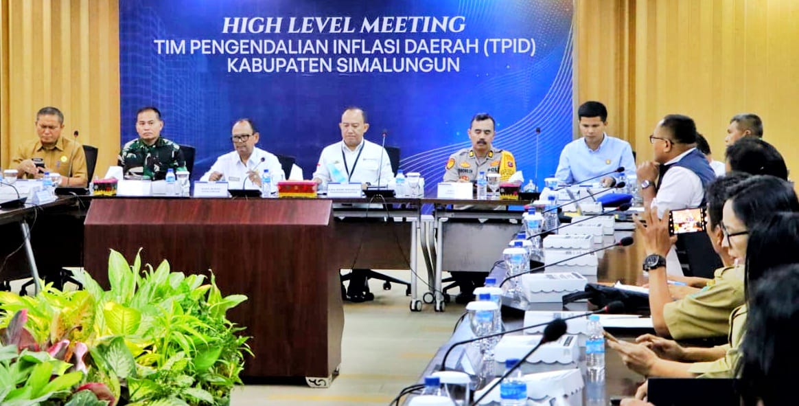 Wakil Bupati Simalungun Buka Rakor HLM TPID Tahun 2024 Wakil Bupati Simalungun Buka Rakor HLM TPID Tahun 2024