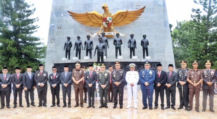 Plt Bupati Simalungun Hadiri Upacara Peringatan Hari Kesaktian Pancasila di Lapangan Letda Sujono