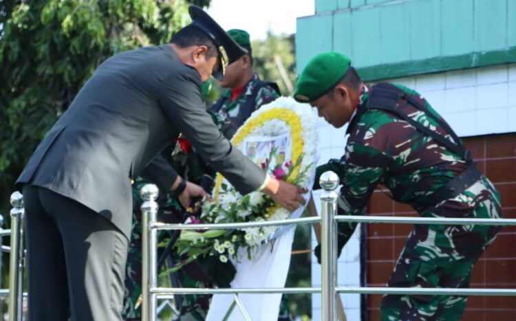 Sambut HUT TNI Ke-79, Plt Bupati Simalungun Hadiri Upacara Ziarah Nasional di TMP Nagur Pematangsiantar