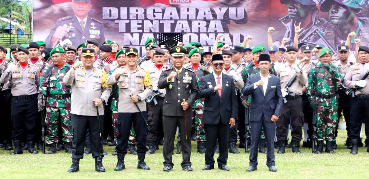 Plt Bupati Simalungun Hadiri Upacara Peringatan HUT TNI Ke-79 Tahun 2024