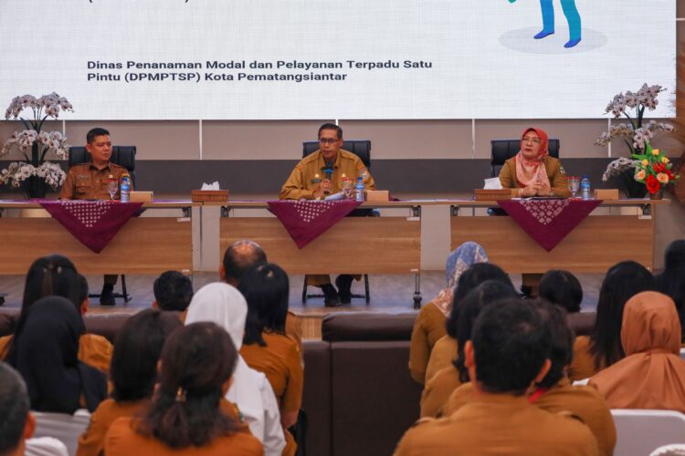 Pjs Wali Kota Pematangsiantar : Simponi  Inovasi Pemko Pematangsiantar Dalam Mendukung Tata Kelola Pemerintahan Yang Semakin Baik