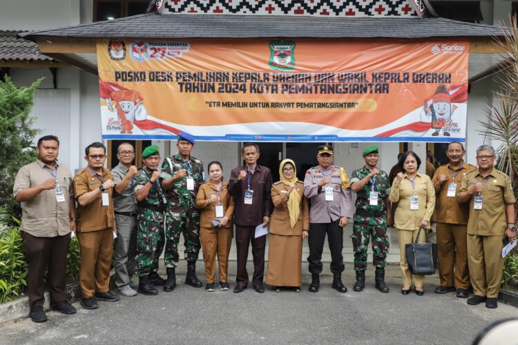 Wali Kota Pematangsiantar Monitoring 4 TPS Bersama Tim Desk Pilkada Kota Pematangsiantar