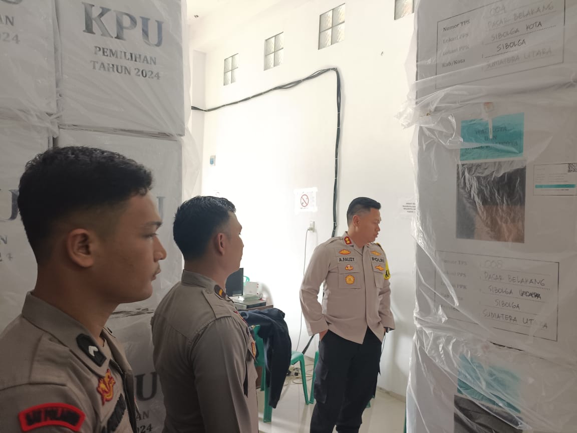 Usai Hitung Suara Di PPK, Kapolres Sibolga Sidak Gudang Logistik KPU Kota Sibolga Usai Hitung Suara Di PPK, Kapolres Sibolga Sidak Gudang Logistik KPU Kota Sibolga