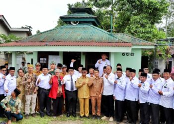 Wakil Bupati Simalungun Letakkan Batu Pertama Pembangunan Masjid Al Barakah Iklas Beramal