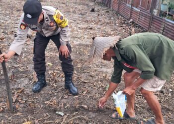 Dukung Ketahanan Pangan,  Bhabinkamtibmas Polsek Siantar Selatan Ajak Warga Manfaatkan Lahan Kosong