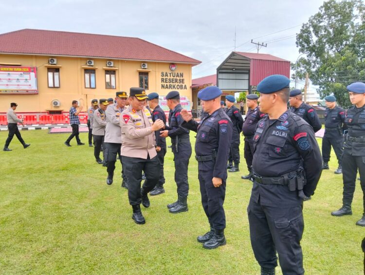 Personel Brimob Polda Sumut Sukses Amankan Pilkada Serentak Tahun 2024 di Wilayah Polres Labuhan Batu