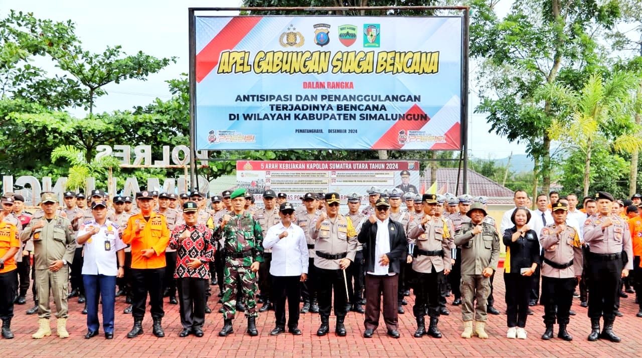 Wakil Bupati Simalungun Hadiri Apel Gabungan Siaga Bencana di Polres Simalungun Wakil Bupati Simalungun Hadiri Apel Gabungan Siaga Bencana di Polres Simalungun