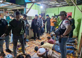 Personel Sat Brimob Polda Sumut dan Polres Pelabuhan Belawan Berhasil Atasi Tawuran Antar Warga, 15 Orang Diamankan 
