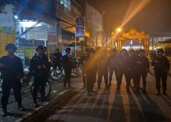 Tim PRC Brimob Polda Sumut Gerak Cepat Tangani Tawuran di Depan Kampus Unika Santo Thomas