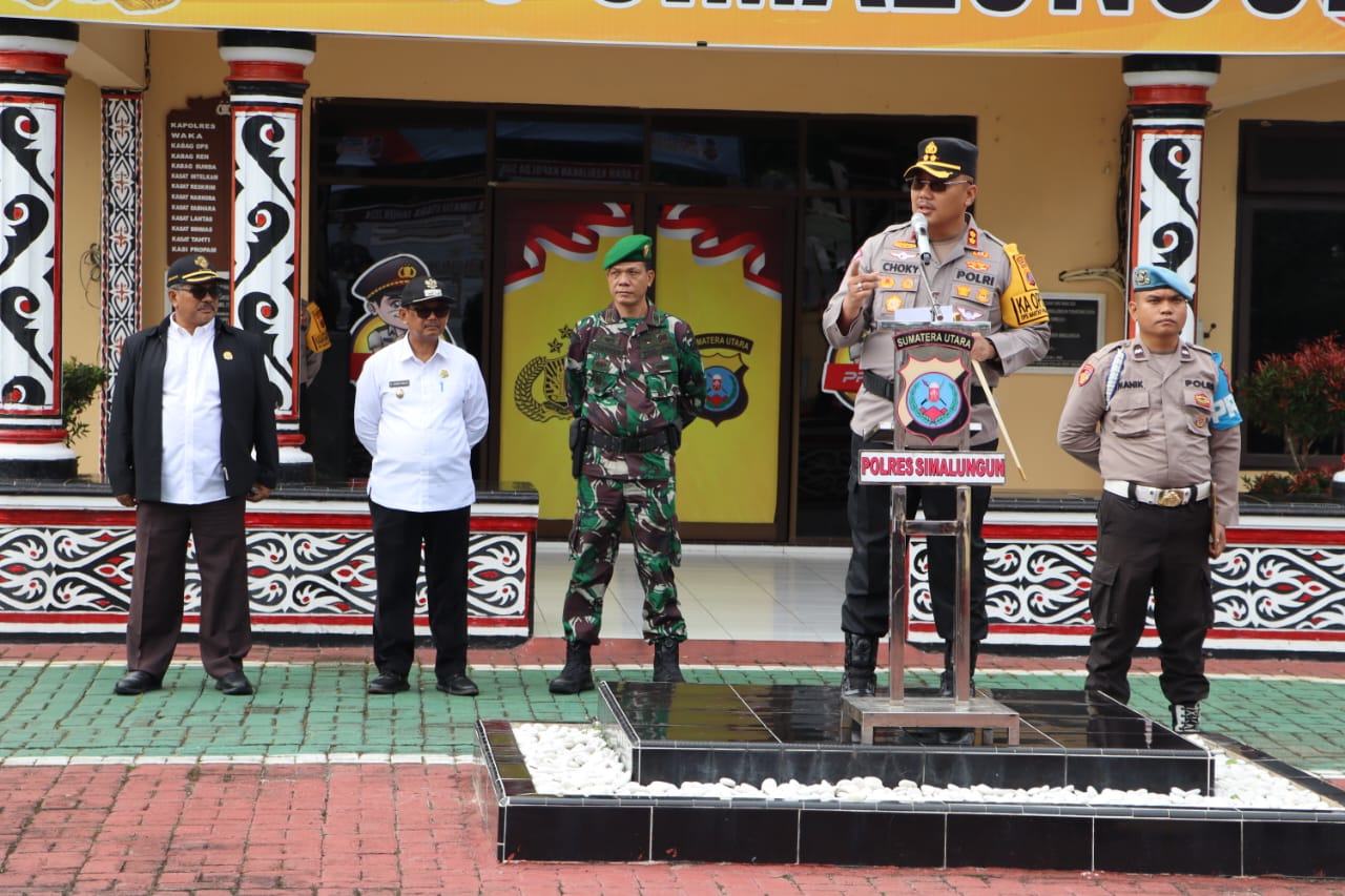 Pasca Pencoblosan Pilkada 2024, Kapolres Simalungun Pimpin Apel Gabungan Siaga Bencana Pasca Pencoblosan Pilkada 2024, Kapolres Simalungun Pimpin Apel Gabungan Siaga Bencana