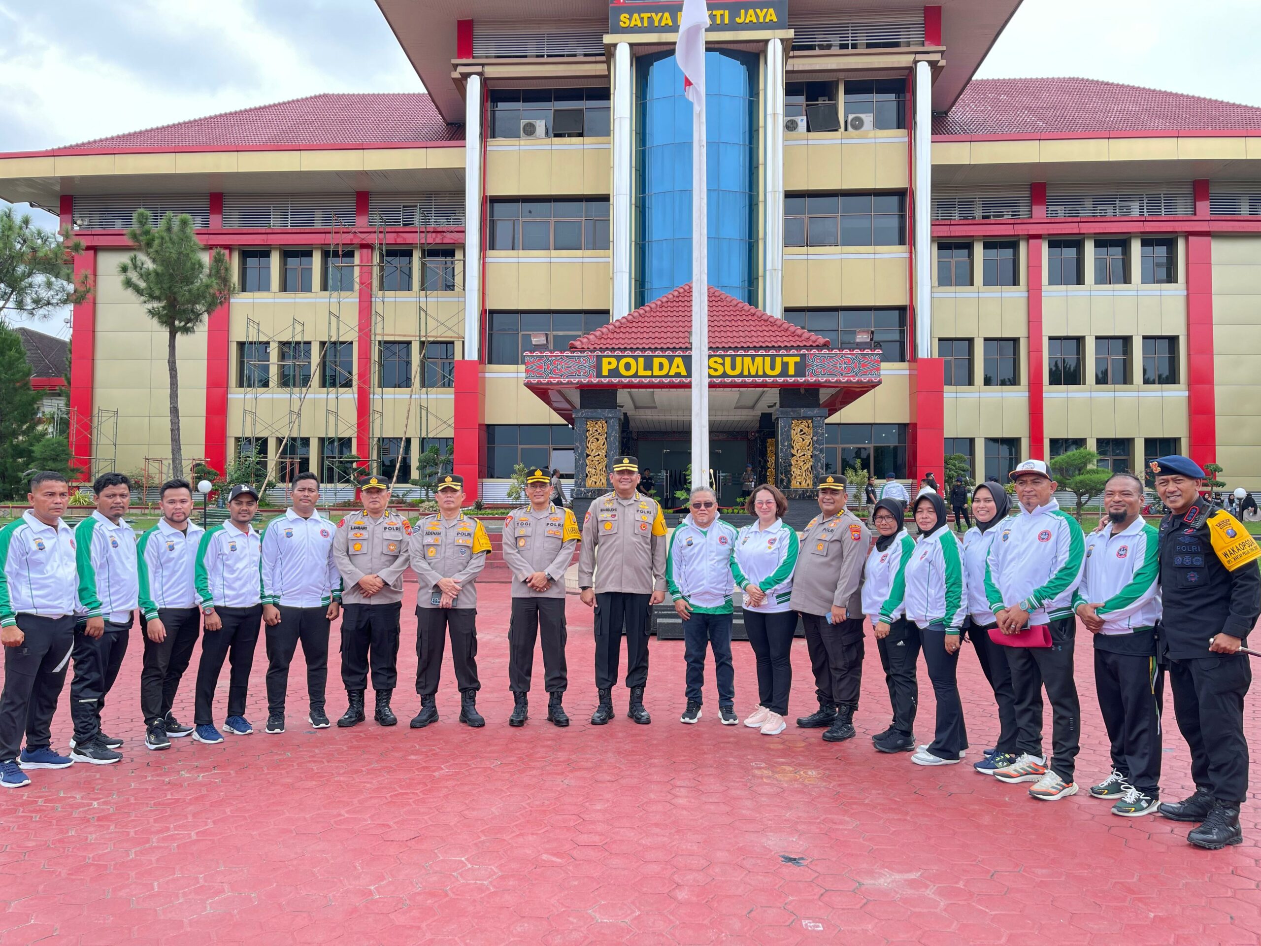 Dansat Brimob Polda Sumut Beri Dukungan dan Semangat kepada Atlet Inkanas Pengda Sumut Menuju Kejurda Inkanas Kapolri Cup 2024 Dansat Brimob Polda Sumut Beri Dukungan dan Semangat kepada Atlet Inkanas Pengda Sumut Menuju Kejurda Inkanas Kapolri Cup 2024