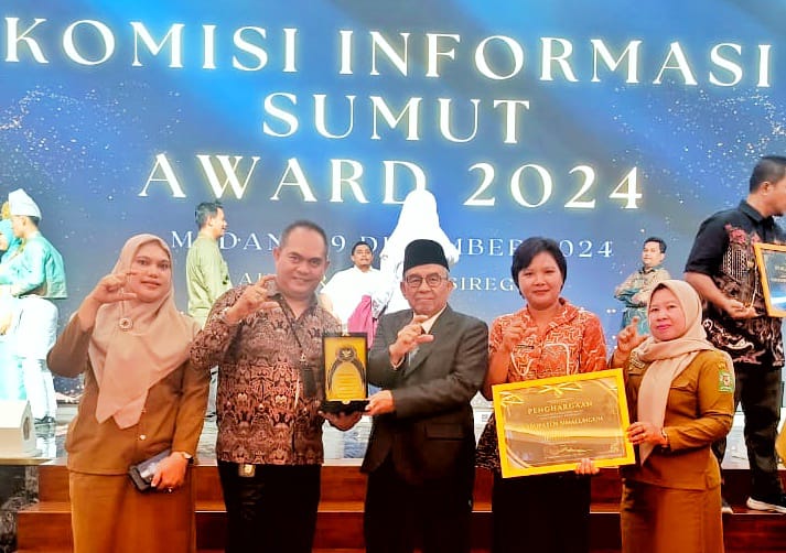 Selamat, Pemkab Simalungun Raih Penghargaan Informatif Award 2024 Selamat, Pemkab Simalungun Raih Penghargaan Informatif Award 2024