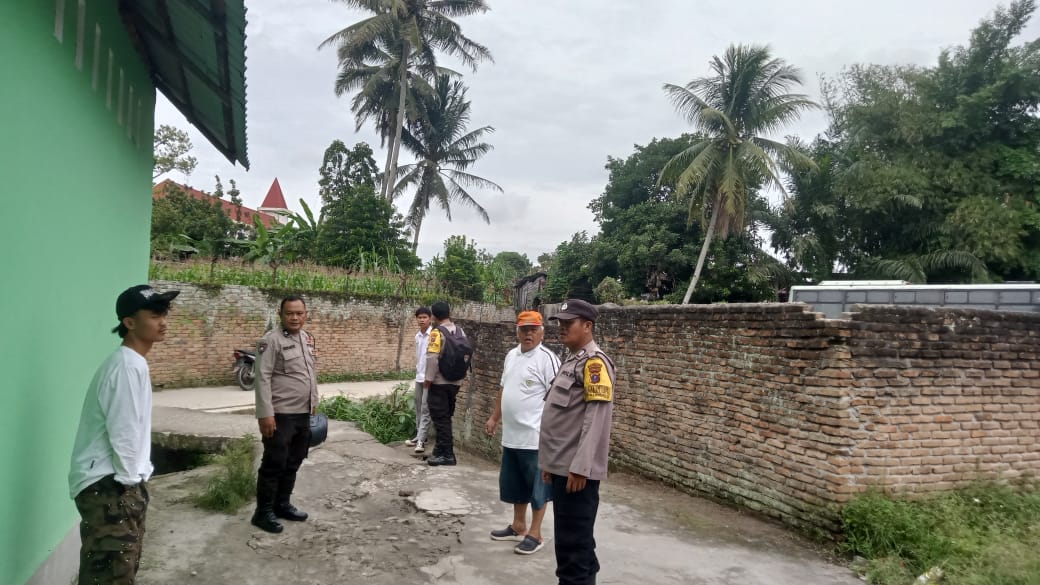 Bhabinkamtibmas Polsek Siantar Marihat patrol Lokasi Anak Sekolah Bolos