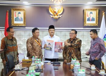 Dipimpin Ketum Firdaus, Pengurus SMSI Pusat Gelar Audiensi dengan Mensos Saifullah Yusuf