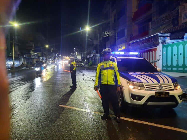Satlantas Polres Pematangsiantar Laksanakan Blp Blue Light Patrol, Ciptakan Kamseltibcarlantas Yang Kondusif Satlantas Polres Pematangsiantar Laksanakan Blp Blue Light Patrol, Ciptakan Kamseltibcarlantas Yang Kondusif