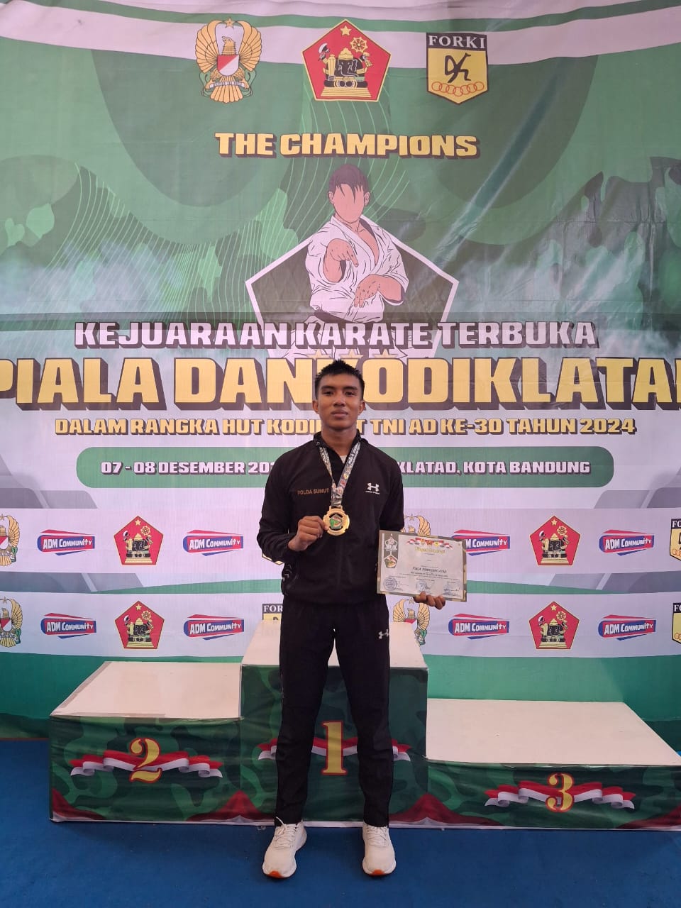 Bripda Yazid Purba Sumbang Emas untuk Polda Sumut di Kejuaraan Karate Dankodiklatad 2024