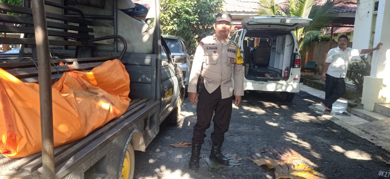 Penemuan Mayat di Perumahan Karina Green Hill, Polres Pematangsiantar Lakukan Olah TKP Penemuan Mayat di Perumahan Karina Green Hill, Polres Pematangsiantar Lakukan Olah TKP