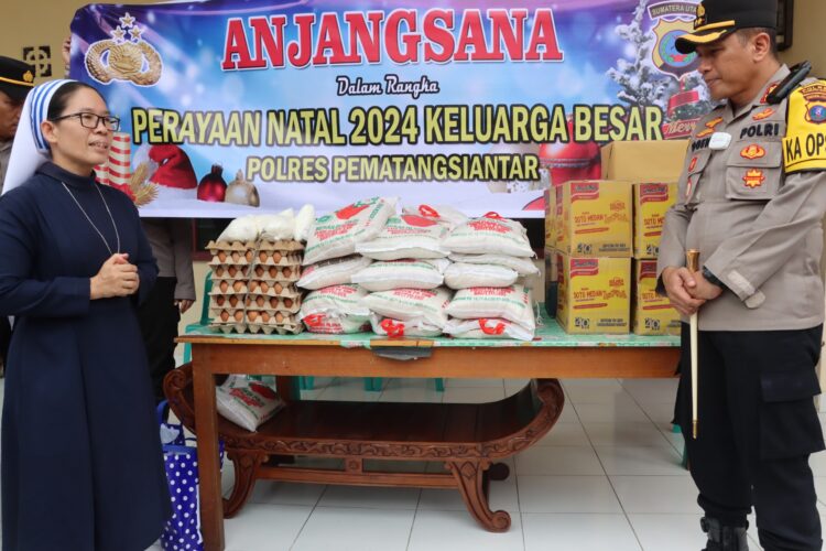 Sambut Perayaan Natal, Kapolres Pematangsiantar Anjangsana ke Panti Asuhan