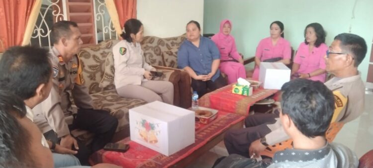 Menjelang Nataru, Polres Simalungun Berbagi Kebahagiaan di Panti Asuhan Harapan Jaya Menjelang Nataru, Polres Simalungun Berbagi Kebahagiaan di Panti Asuhan Harapan Jaya