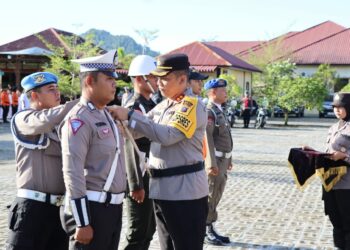 Pengamanan Nataru 2024, Polres Tapteng Gelar Apel Pasukan Operasi Lilin Toba
