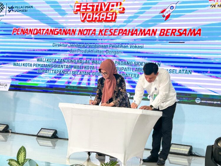 Wali Kota Pematangsiantar Tandatangani Mou Bersama Dengan Direktoral Jenderal Pembinaan Pelatihan Vokasi dan Produktivitas Kemenaker